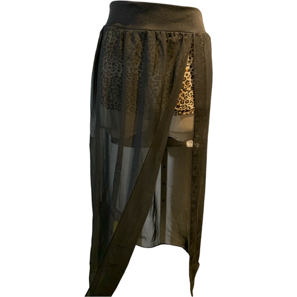 VALÍA Leopard Shorts  With Maxi Blythe Transparent Skirt Size SP - Picture 11 of 15